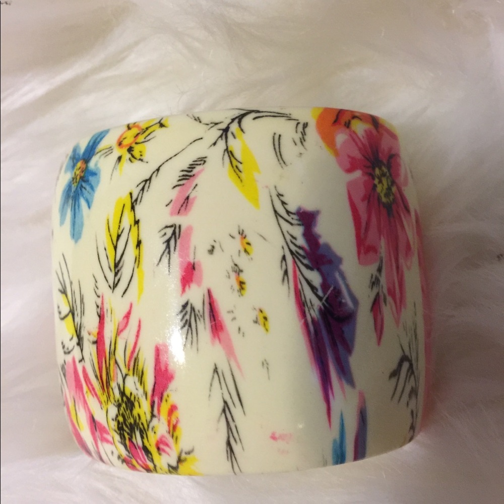Cuff bracelet - Picture 5 of 5